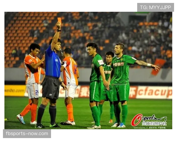 红牌停赛的规则细节与裁判判罚标准解析